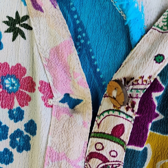 Sacred Threads Boho Patchwork Floral Button Down Top Hippie Size Small - Picture 10 of 14